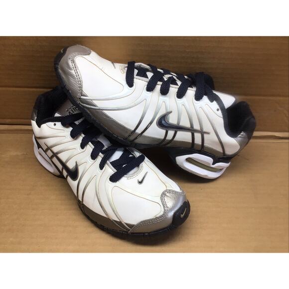 2011 Nike Air Max Torch 5 White & Gray Silver Size 7Y or Men 7 or Women 8.5 - Picture 1 of 8